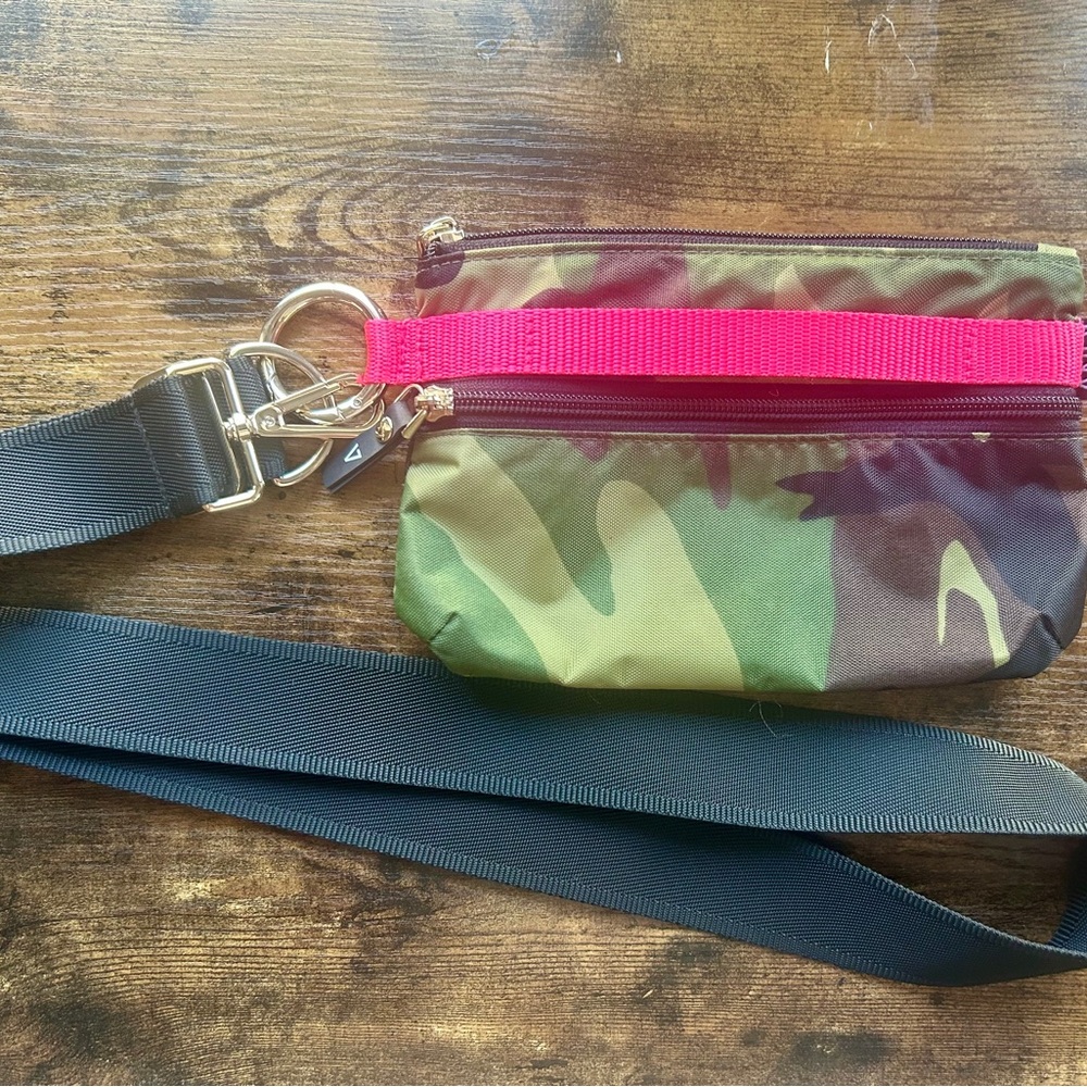 Andi Urban Clutch - Uncamo